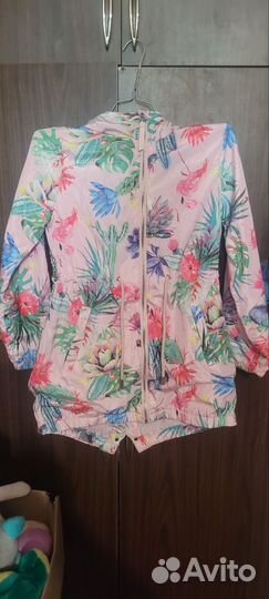 Ветровка для девочки