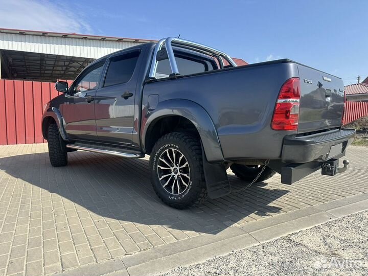 Toyota Hilux 2.5 МТ, 2012, 233 250 км