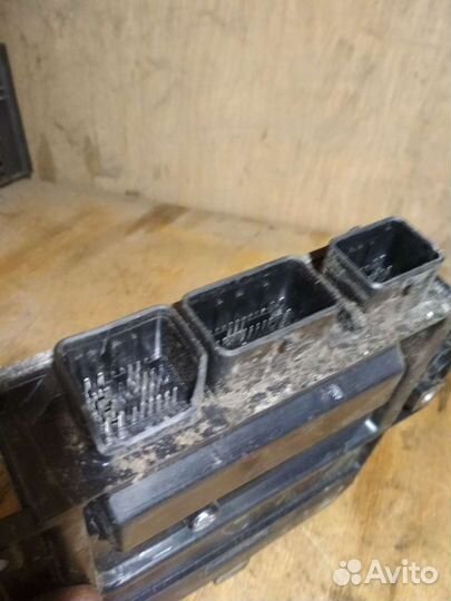 Блок управления двигателем Меган 2