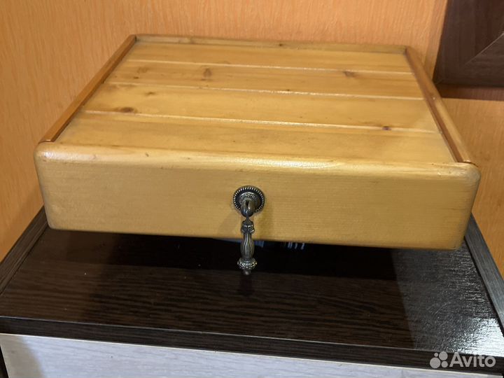 Ключница настенная из дерева