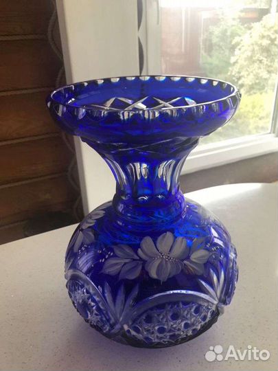 Ваза хрустальная