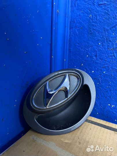 Ручка двери багажника задняя Hyundai Solaris