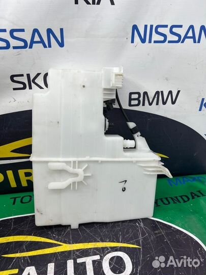 Бачок стеклоомывателя Kia Stinger 1 G6DP 2017-2023