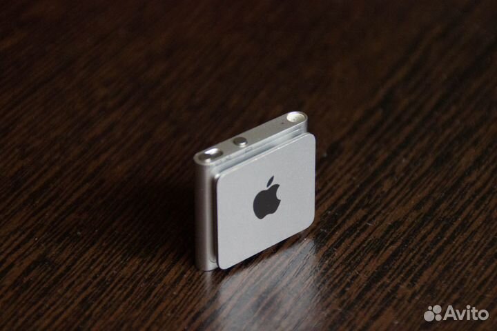 iPod shuffle 4