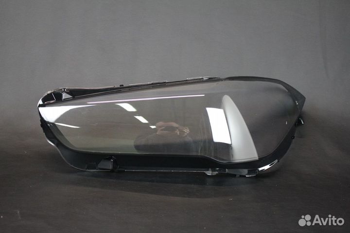 Cтекла фар BMW X1 F48 c 2019 г.в. левое/правое