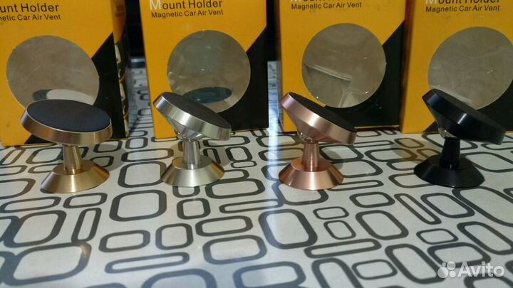 Магнитный держатель для телефона