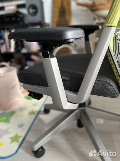 Офисное кресло haworth