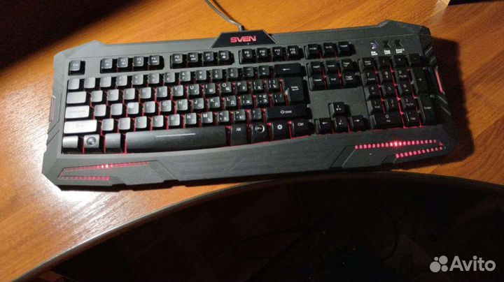 Монитор LG Комп. Клавиатура. Колонки