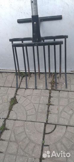 Рыхлитель ручной