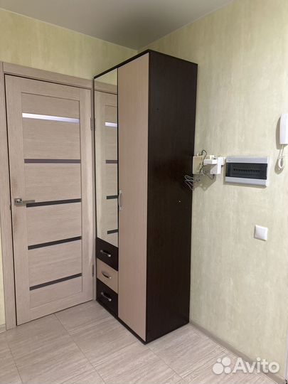 Шкаф для одежды бу