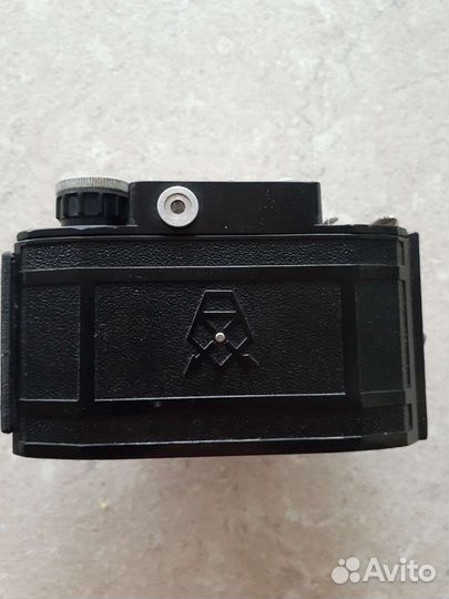 Плёночный фотоаппарат 