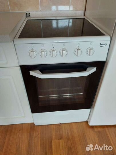 Кухонный гарнитур, мебель, газовые плиты