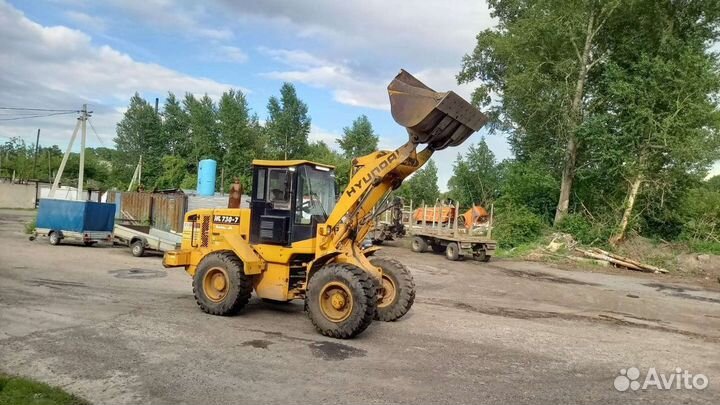 Фронтальный погрузчик Hyundai HL 730-7, 2006