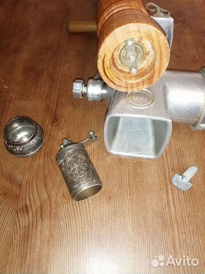 Мясорубка, присп для нарезки, насадки для блендера