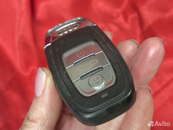 Ключ Audi A4 B8 2007-2015