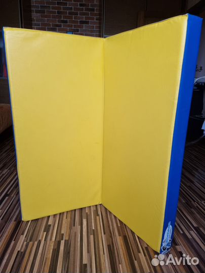 Мат гимнастический складной