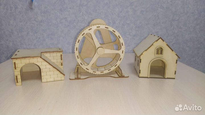 Домик и колесо для грызунов, хомяки