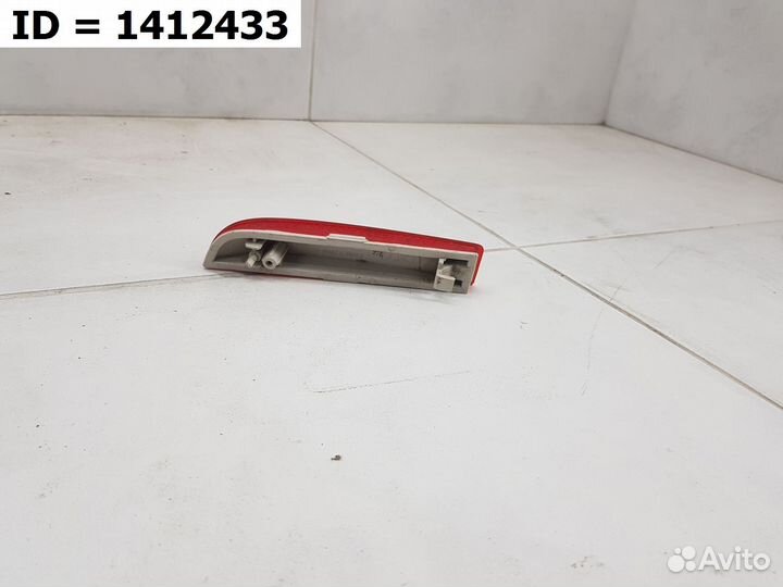 Светоотражатель катафот заднего бампера левый Toyo