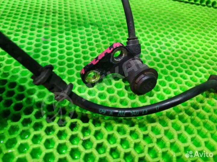 Датчик ABS передний левый Mercedes-Benz Clk Coupe