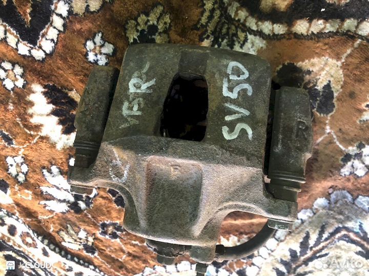 Суппорт на toyota vista ardeo SV50 3sfse