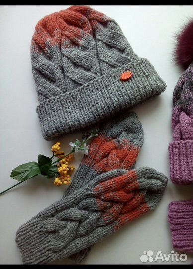 Шапка вязаная ручная работа