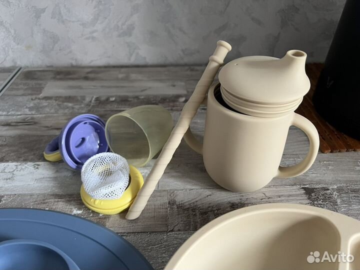 Силиконовая детская посуда