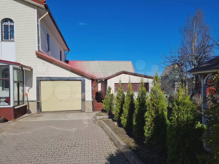 Коттедж 310 м² на участке 14,4 сот.