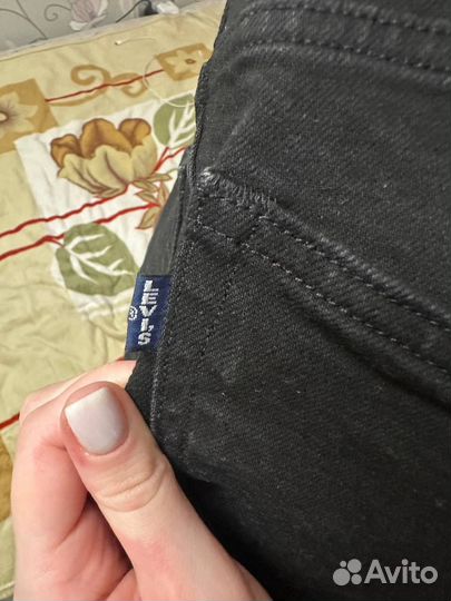 Джинсы levis