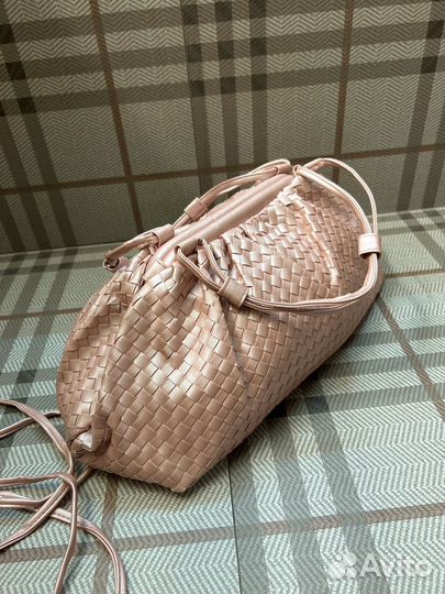 Перламутрово розовая сумка