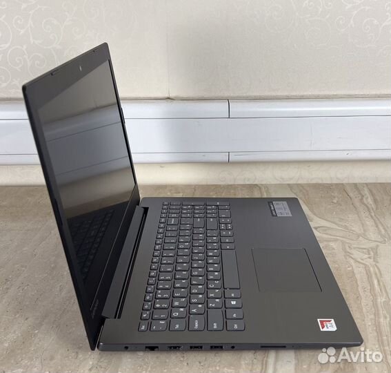 Lenovo Ideapad 330 (AMD A4-9125/ R530 - 2 гб)