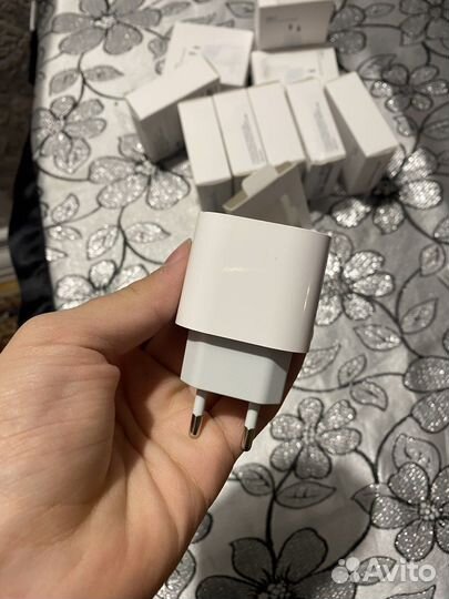 Блок для iPhone 20 watt