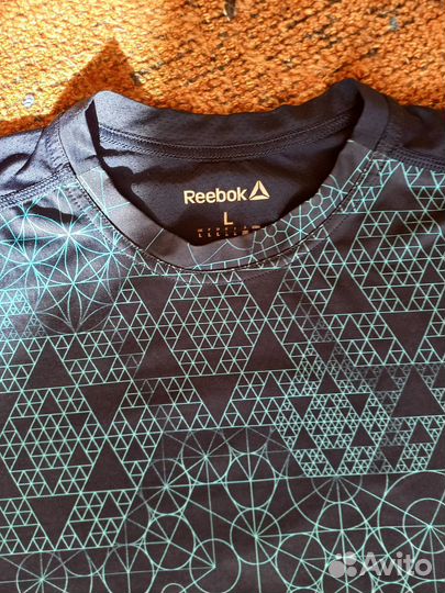 Футболка спортивная