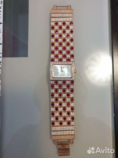 Часы Le Chic Swarovski
