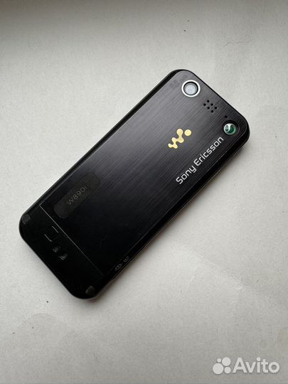 Sony Ericsson W890i
