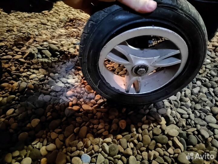 Детский велосипед с ручкой бу