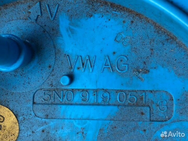 Насос топливный Volkswagen Tiguan 1 5N сaw 2008