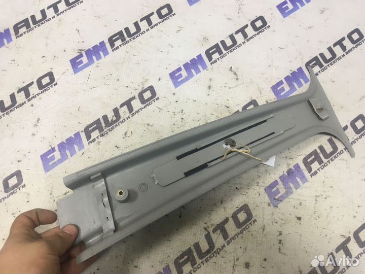 Накладка средней стойки правая верхняя Дэу Нексия