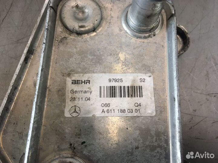 Радиатор масляный Mercedes C-Class W203 OM646 2.2