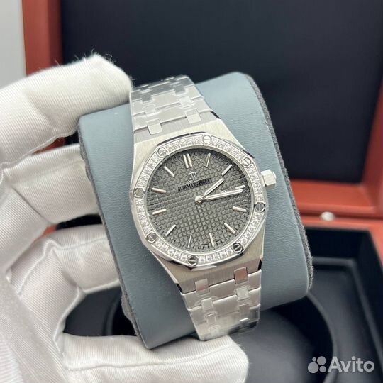 Часы женские Audemars Piguet Royal Oak