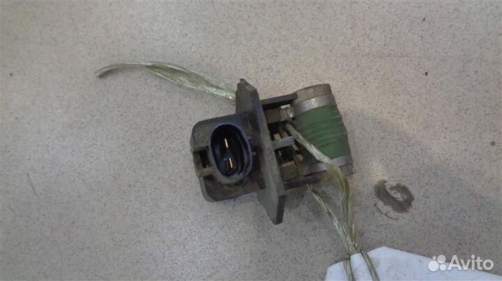 Резистор вентилятора охлаждения Kia Rio 2000-2005