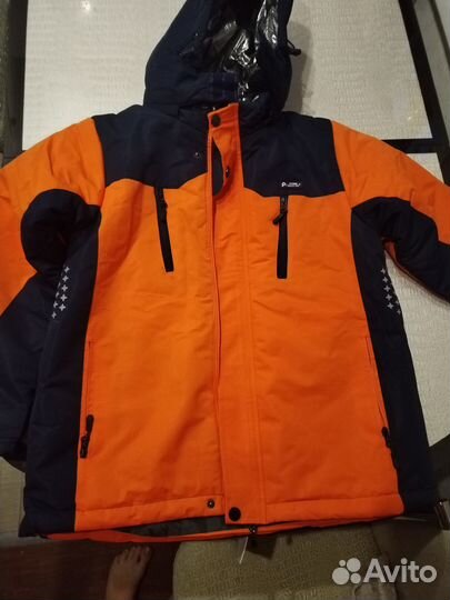 Детский костюм зимний 152 новый