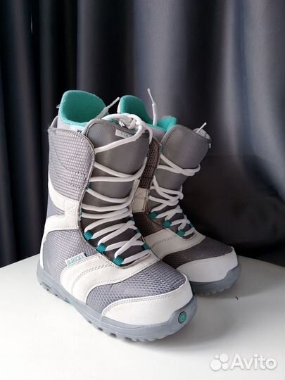 Сноубордические ботинки burton