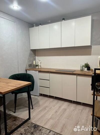 Кухонный гарнитур новый в наличии