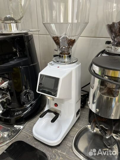 Кофемолка профессиональная новая