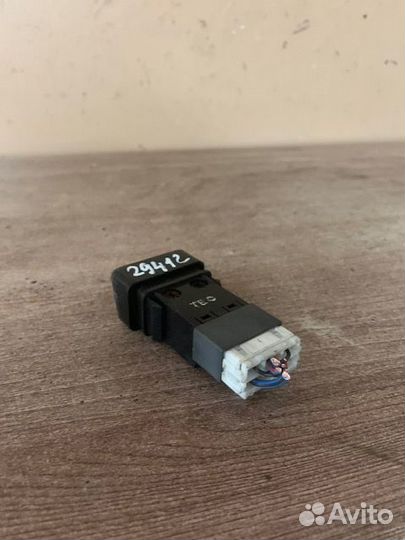 Кнопка обогрева заднего стекла Almera N15 1995-200