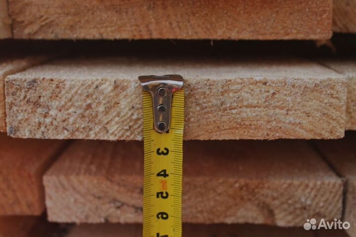 Доски из сосны, прочные и стойкие к внешним воздей