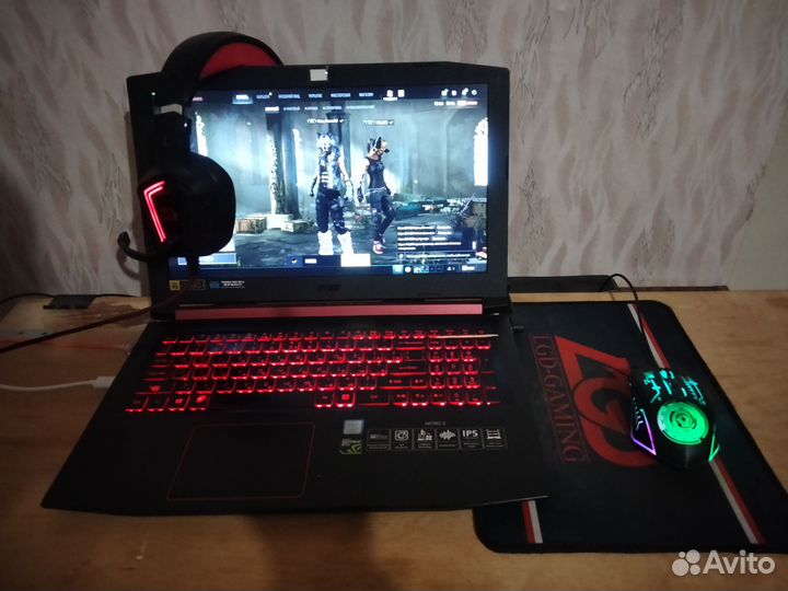 Acer nitro 5 AN 515-52-747 B