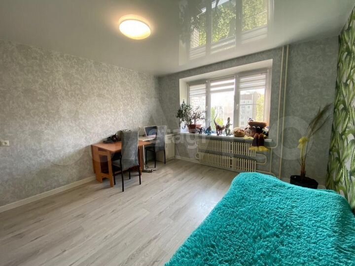 3-к. квартира, 81 м², 7/10 эт.