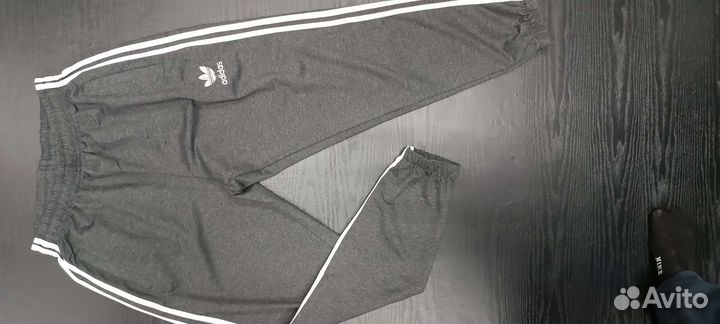 Спортивный костюм adidas