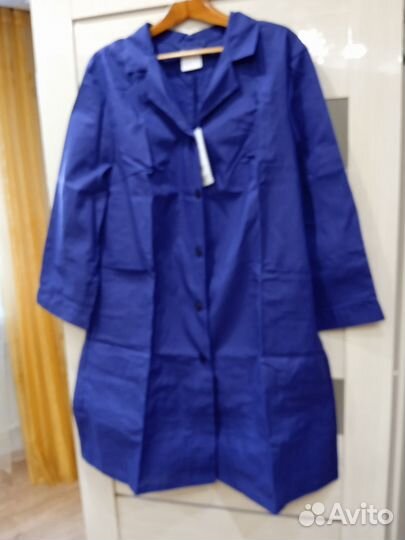 Рабочий халат и перчатки